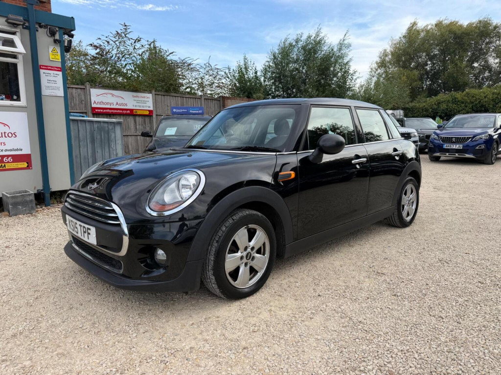 2015 MINI HATCH